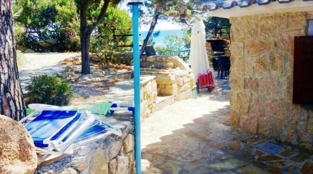 Villa Vera Trifamigliare Con Ingresso Diretto 20 Mt Al Mare Clima Wi-Fi Bbq Cala Liberotto Exterior photo