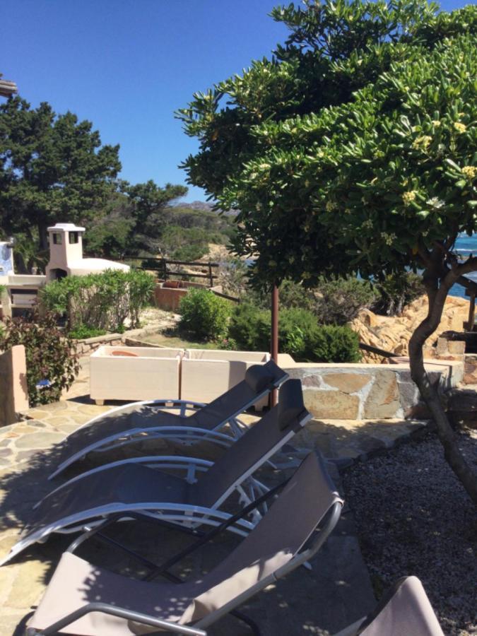 Villa Vera Trifamigliare Con Ingresso Diretto 20 Mt Al Mare Clima Wi-Fi Bbq Cala Liberotto Exterior photo